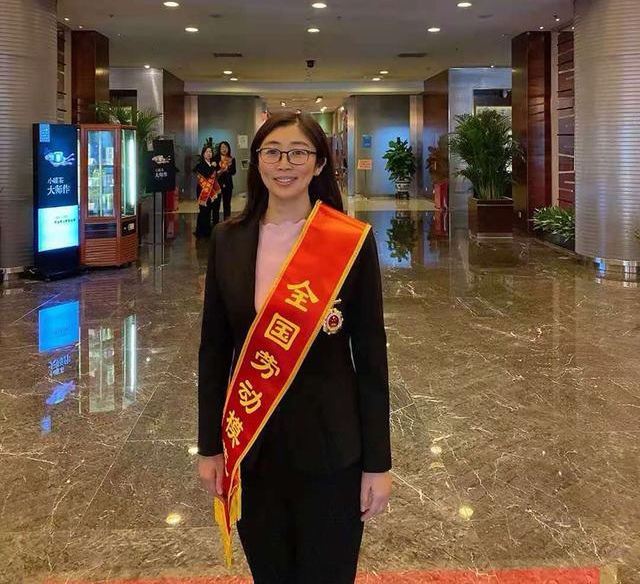 Zhao Lili was awarded "the most beautiful scientific and technological worker in Qilu" in 2021(图1)